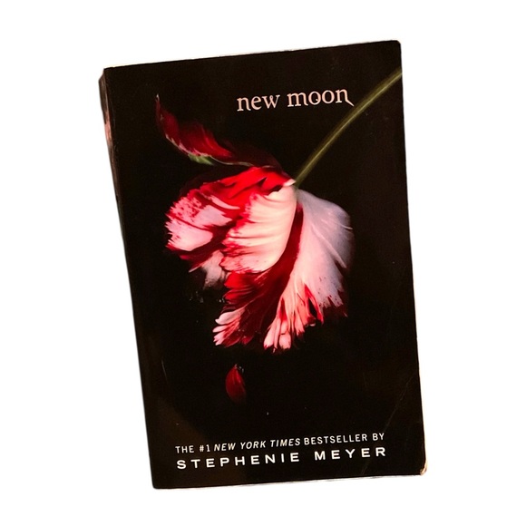 Horror Books- Buffy the Vampire Slayer, The Forbidden Game & New Moon GC (set) - Picture 4 of 4